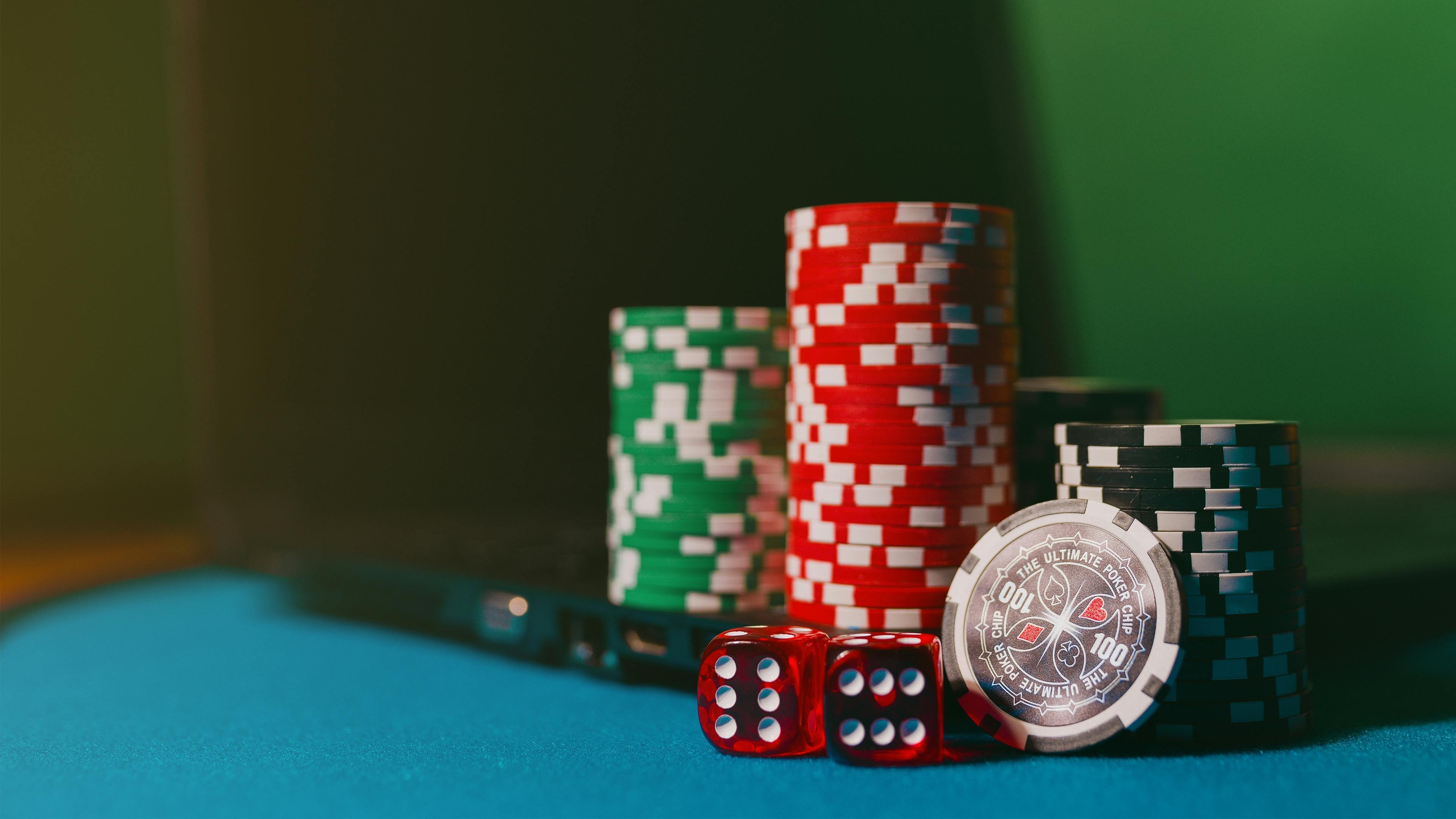 Bàn chơi Live Casino sxtg với dealer chuyên nghiệp